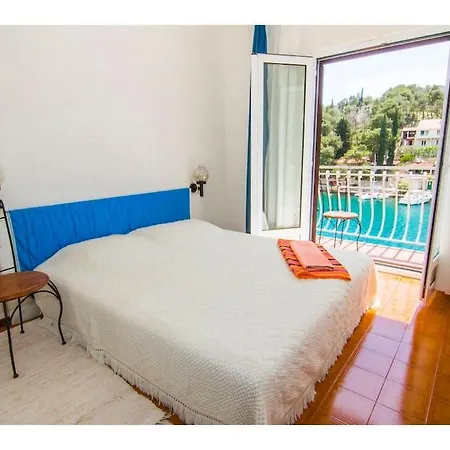 2- Floor Vacation Bobovisce , Brac * Bobovisca