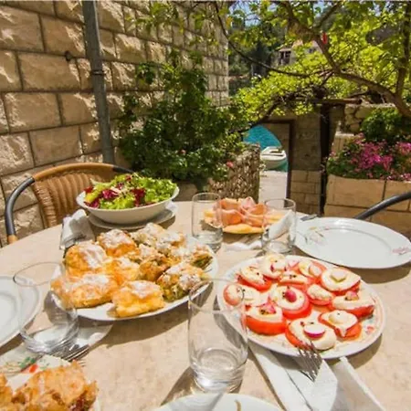 2- Floor Vacation Bobovisce , Brac Casa de Férias