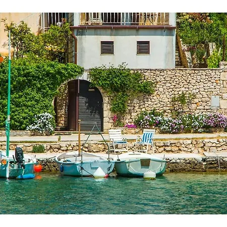 Casa de Férias 2- Floor Vacation Bobovisce , Brac