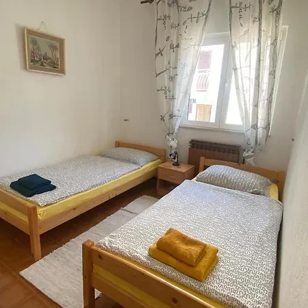 2- Floor Vacation Bobovisce , Brac Casa de Férias Bobovisca